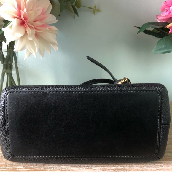 Michael Kors Teagen small blk messenger bag NWOT - Picture 12 of 13